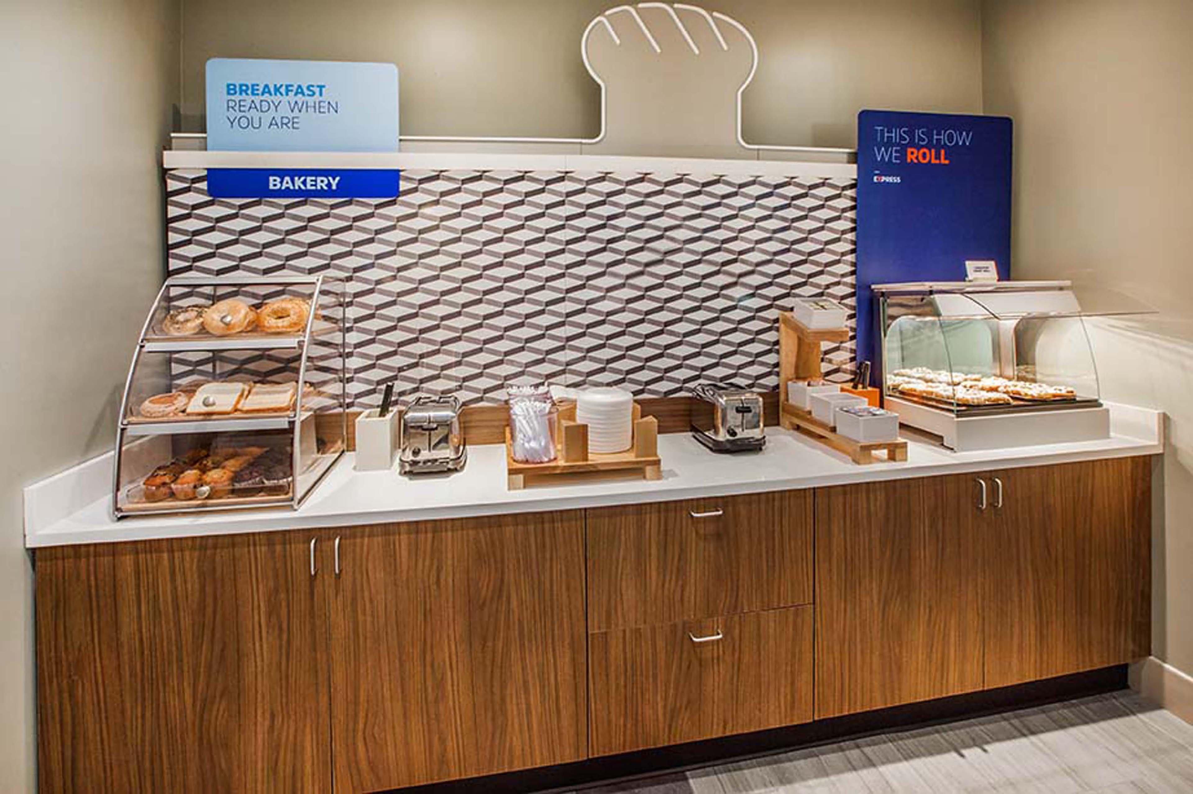 Holiday Inn Express & Suites - Millersburg By Ihg Luaran gambar