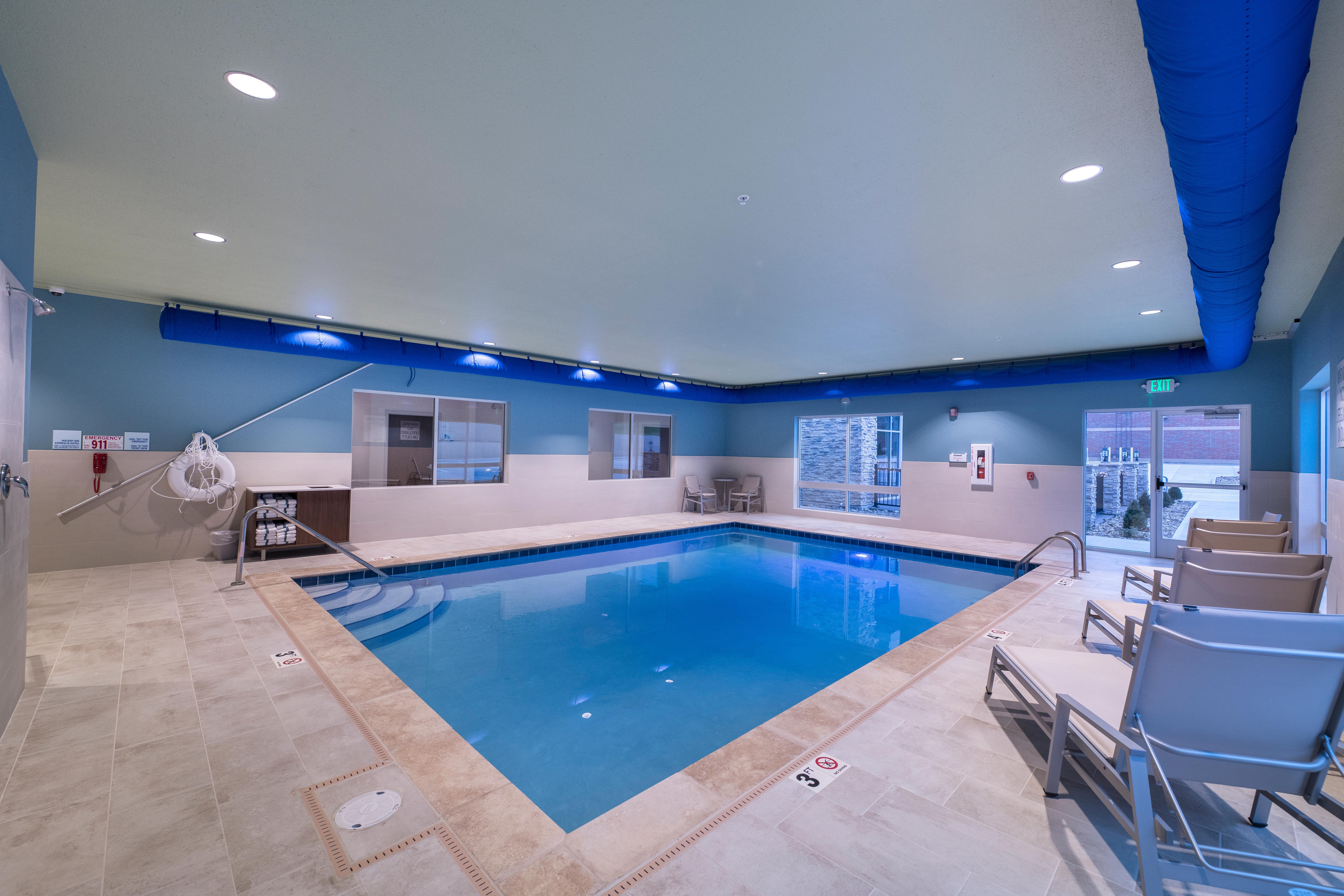 Holiday Inn Express & Suites - Millersburg By Ihg Luaran gambar